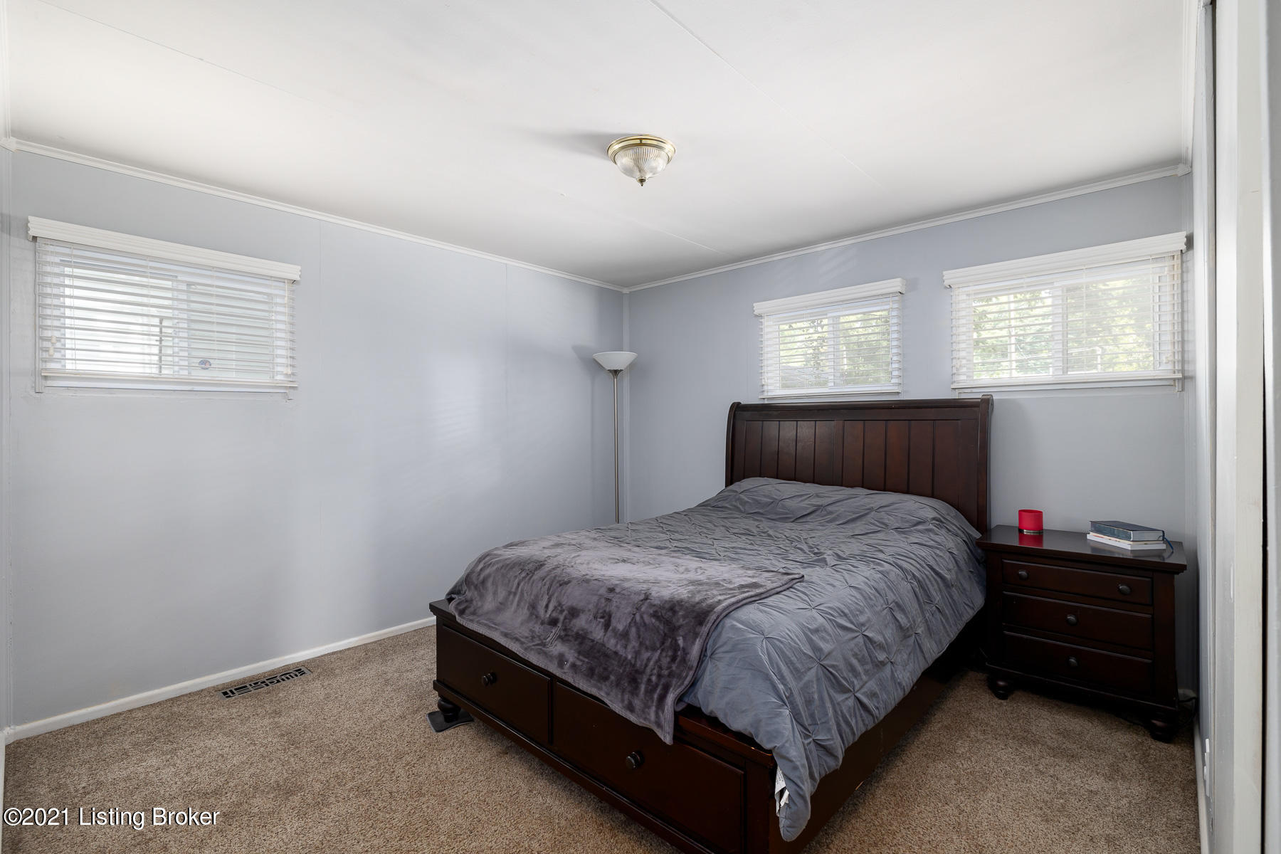 9300 Hunter Road Louisville, KY 40242 - Photo 19 of 26 Primary Bedroom