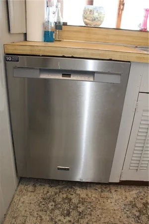 $410,000 | 51 Bridge Street, Roxbury, NY 12474