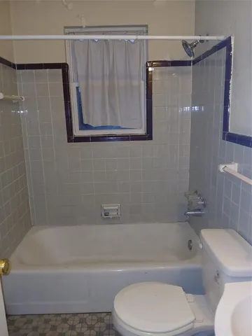 $1,200 | 3015 Avon Street, Unit 3015, Dallas, TX 75211