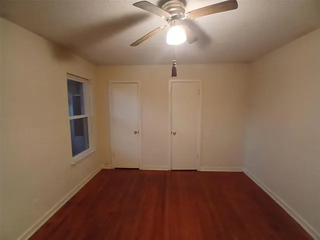 $1,200 | 3015 Avon Street, Unit 3015, Dallas, TX 75211