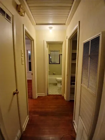 $1,200 | 3015 Avon Street, Unit 3015, Dallas, TX 75211