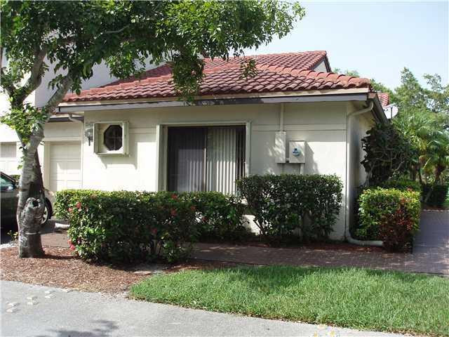 3527 Inverrary Boulevard, Unit 3527 Lauderhill, FL 33319 - Photo 1 of 6 Exterior Front