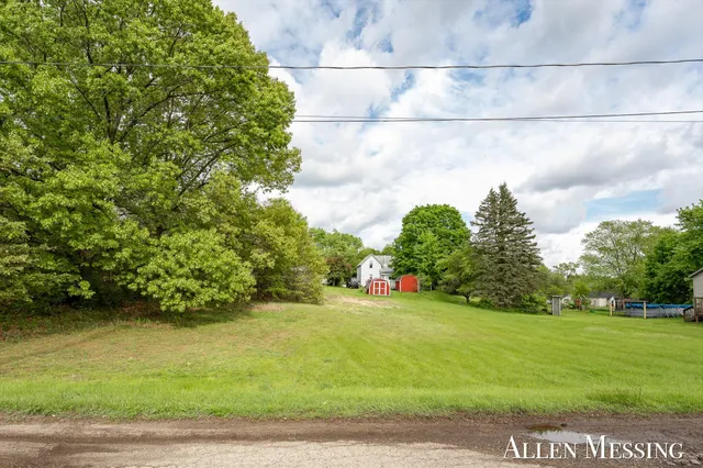 $29,900 | 740 Crawford Street, Belding, MI 48809