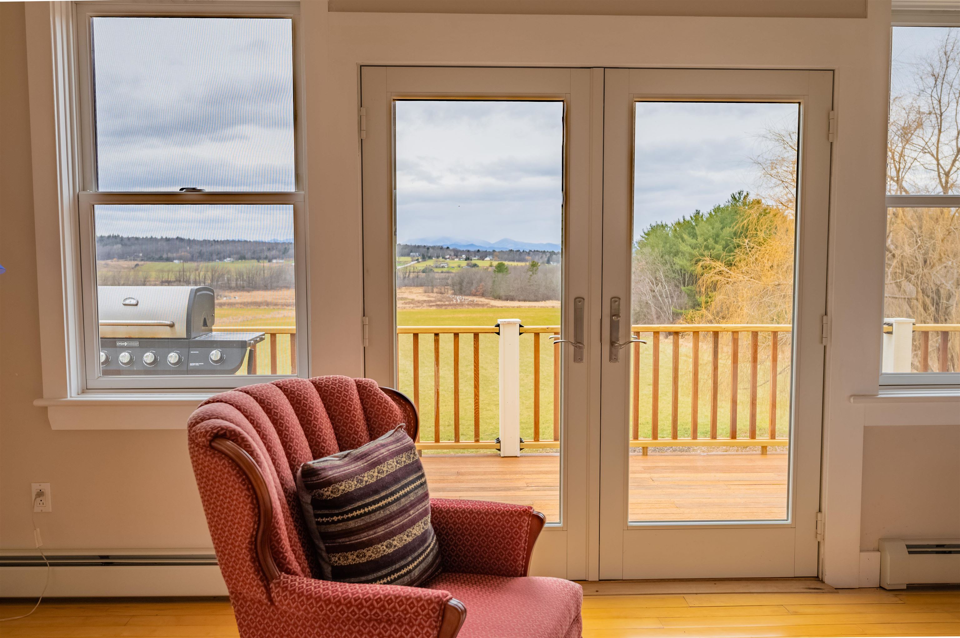 211 Raymond Road Ferrisburgh, VT 05491 - Photo 15 of 40 Gallery Image 15