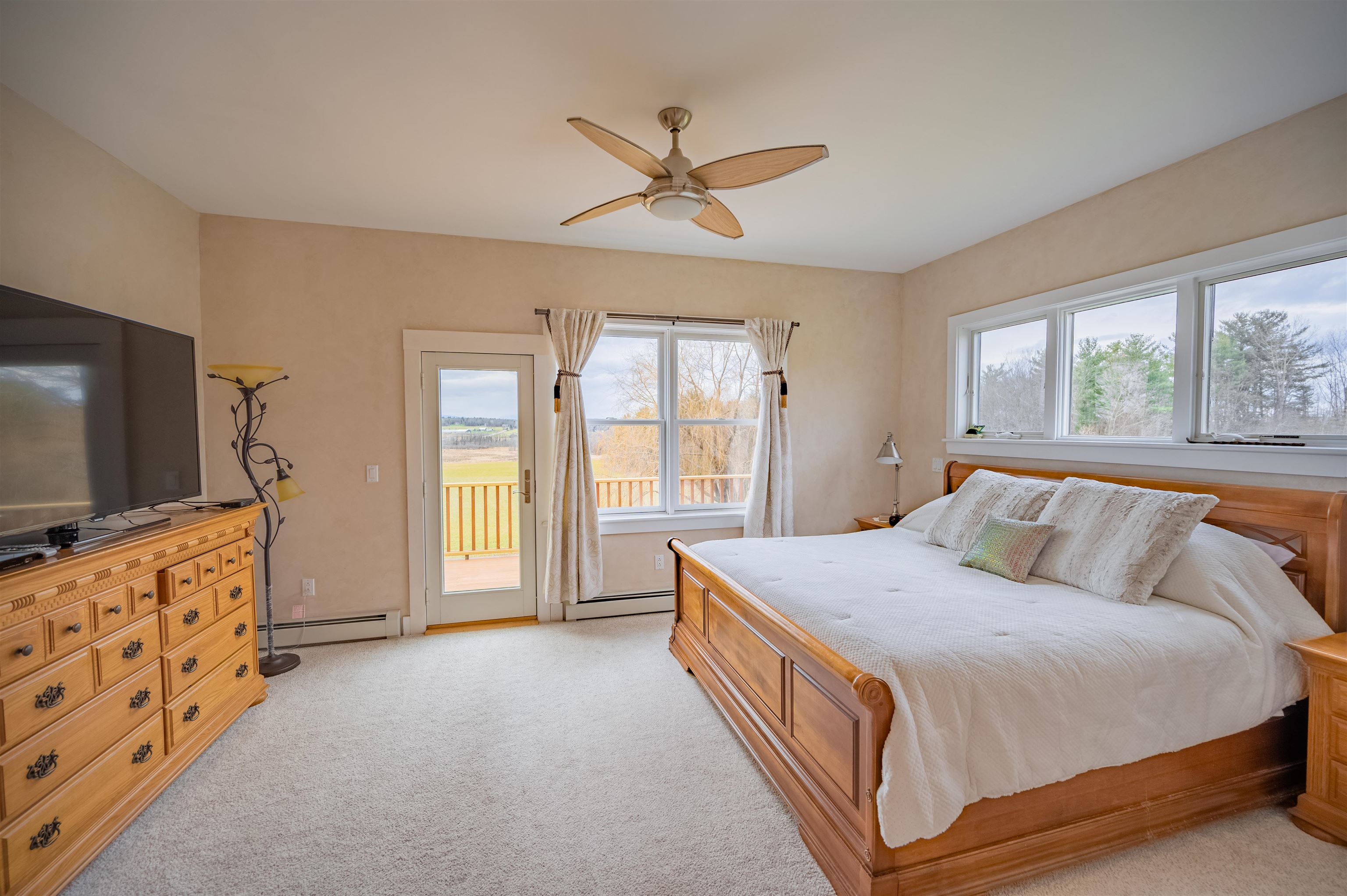 211 Raymond Road Ferrisburgh, VT 05491 - Photo 26 of 40 Gallery Image 26