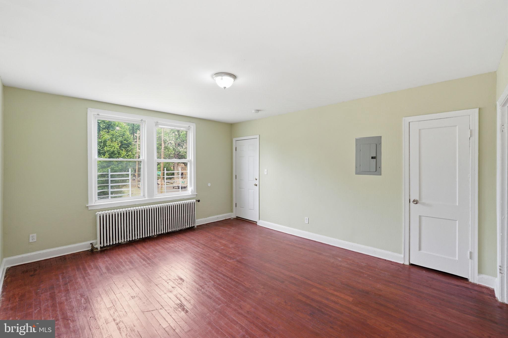 3919 R Street Southeast Washington, DC 20020 - Photo 4 of 39