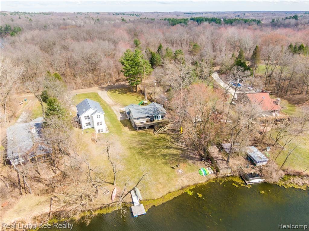 140 Indianside Road Oakland, MI 48363 - Photo 8 of 62 Aerial Exteriors (7 of 12).jpg