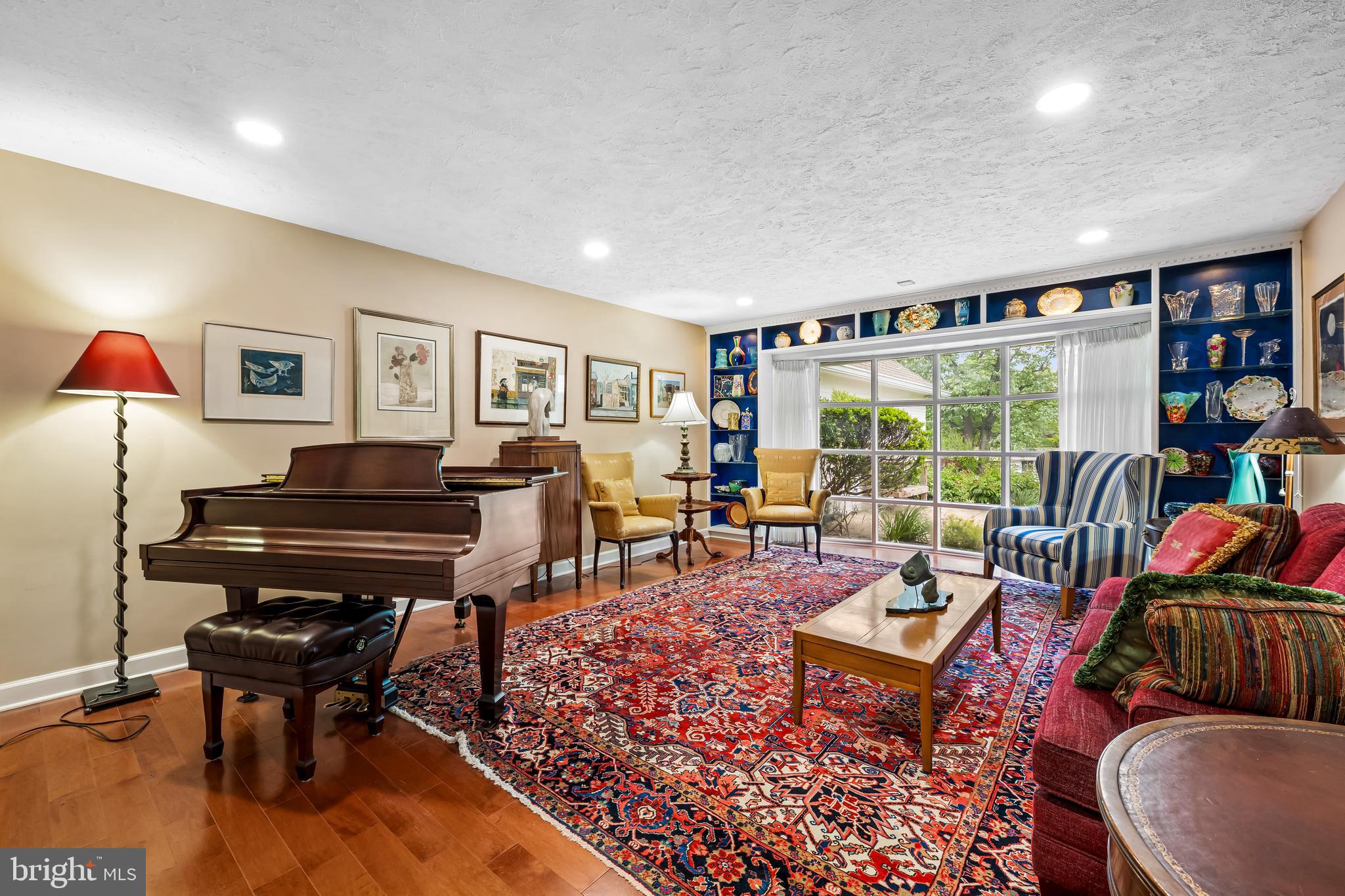 7917 Stevenson Road Pikesville, MD 21208 - Photo 6 of 51 Living Room