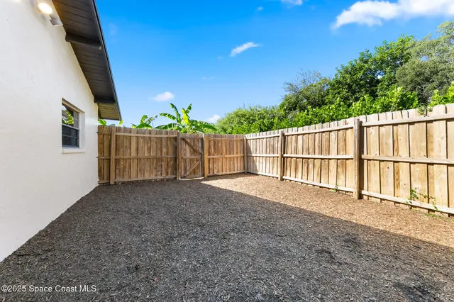 $714,000 | 724 Puesta Del Sol Plaza, Indialantic, FL 32903