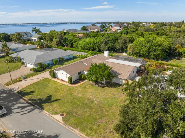 $714,000 | 724 Puesta Del Sol Plaza, Indialantic, FL 32903