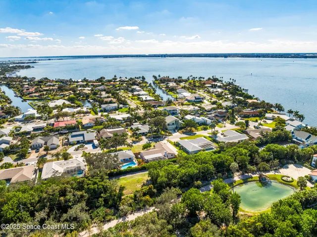 $714,000 | 724 Puesta Del Sol Plaza, Indialantic, FL 32903