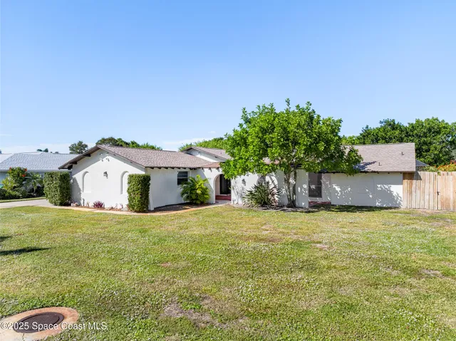 $714,000 | 724 Puesta Del Sol Plaza, Indialantic, FL 32903