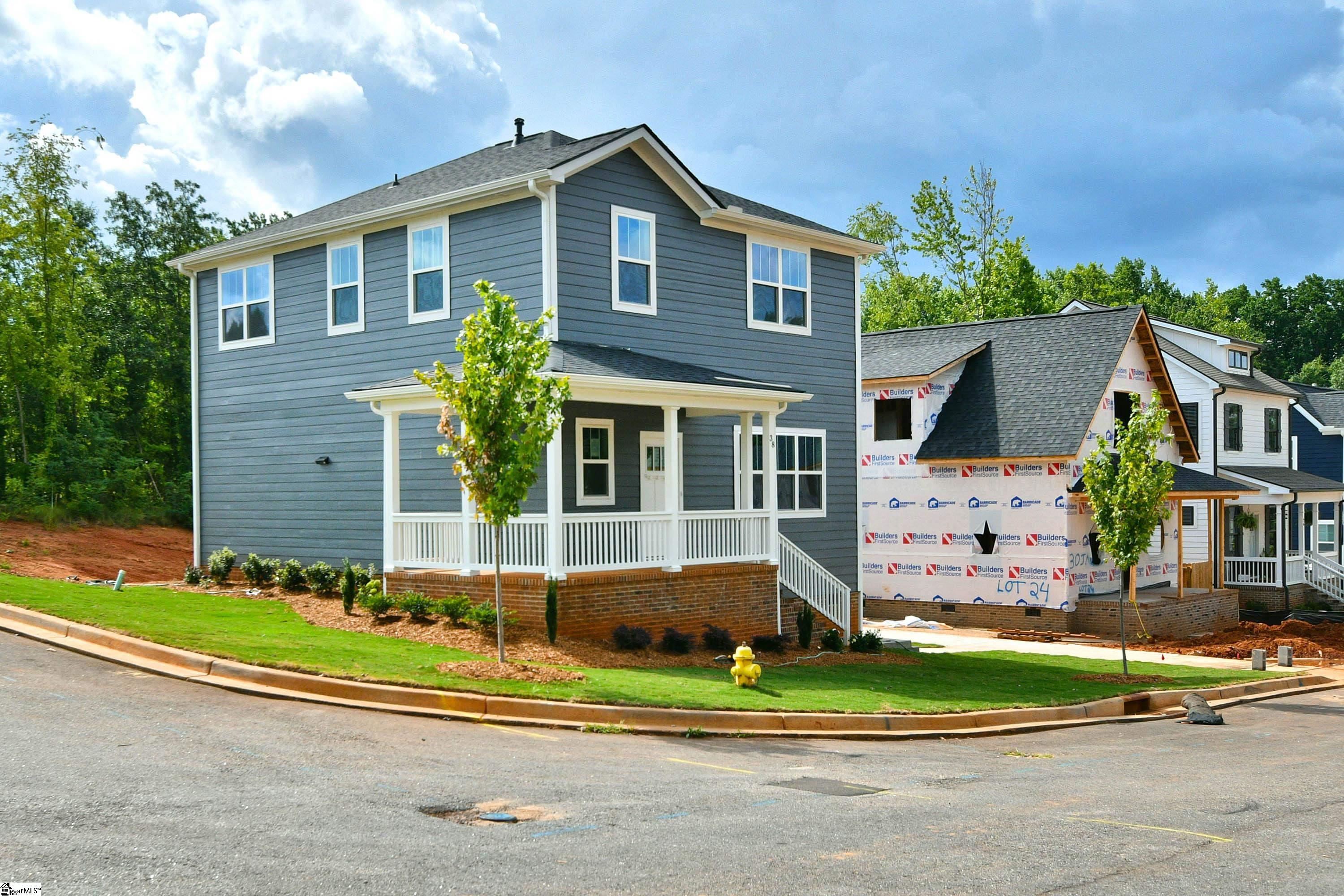 38 Joseph Mathis Way Greenville, SC 29607 - Photo 2 of 26 Gallery Image 2