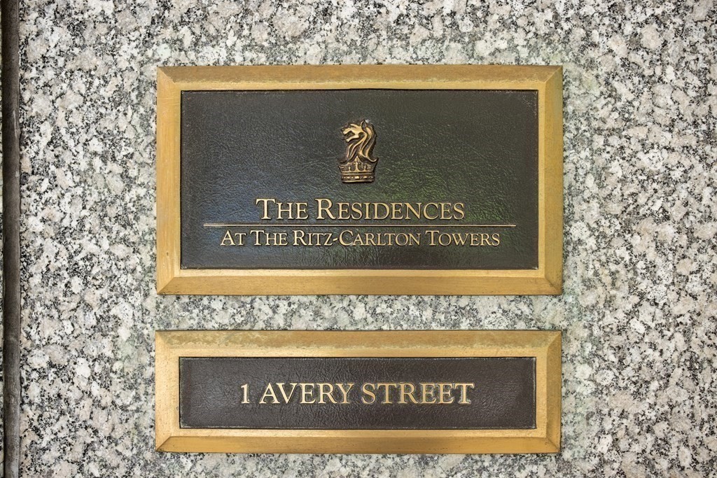 1 Avery Street, Unit PH1A Boston, MA 02111 - Photo 26 of 29 a view of outdoor space