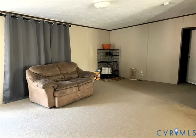 $299,000 | 7156 Double Bridges Road, Victoria, VA 23974