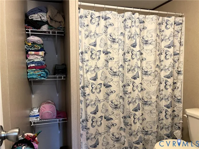 $299,000 | 7156 Double Bridges Road, Victoria, VA 23974