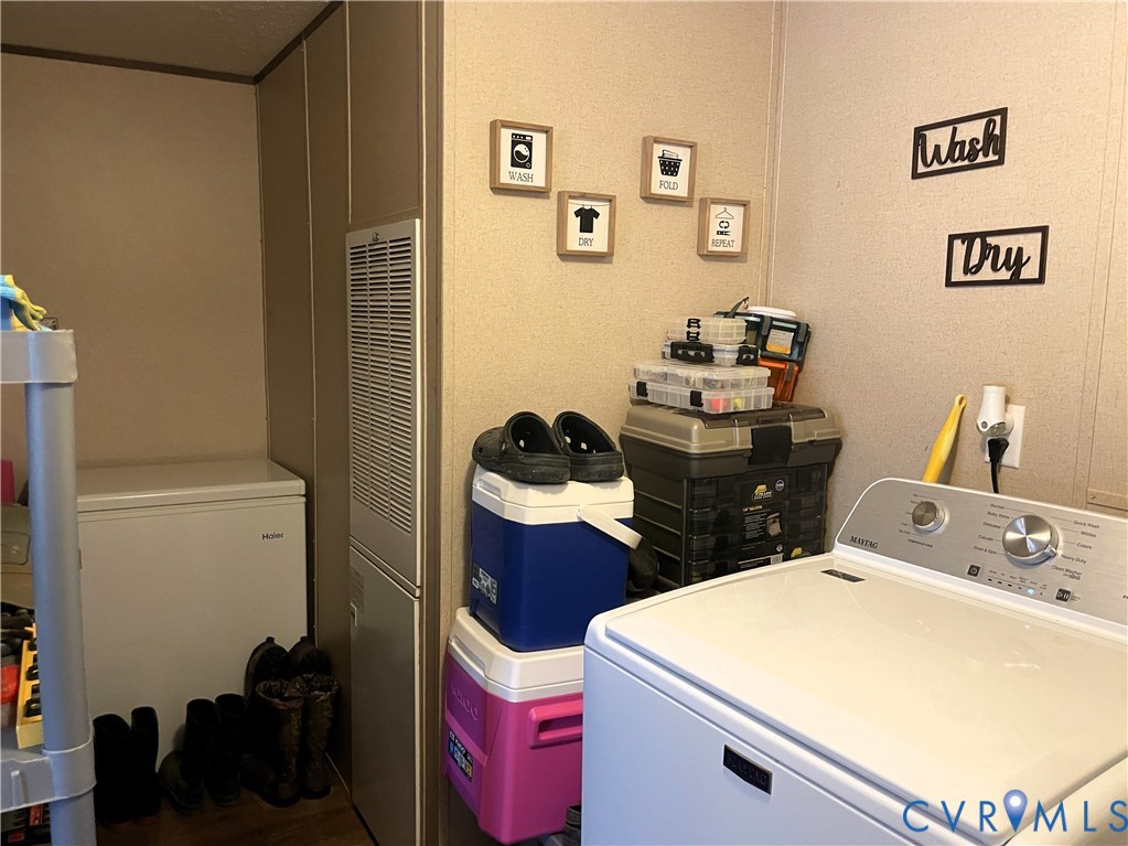 7156 Double Bridges Road Victoria, VA 23974 - Photo 26 of 37