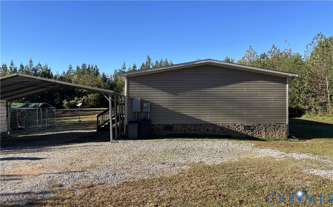 7156 Double Bridges Road Victoria, VA 23974 - Photo 4 of 37
