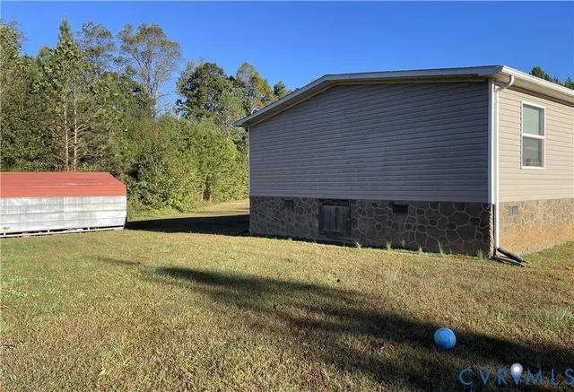 $299,000 | 7156 Double Bridges Road, Victoria, VA 23974