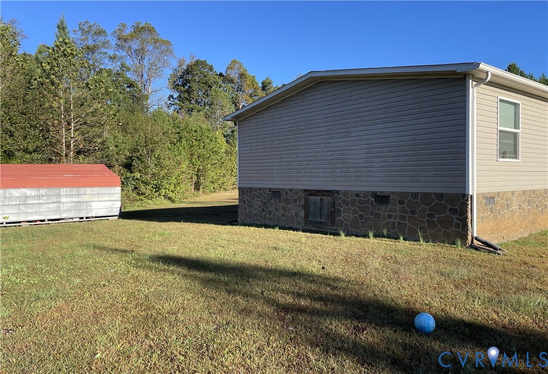 7156 Double Bridges Road Victoria, VA 23974 - Photo 5 of 37