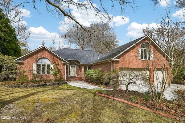 $675,000 | 236 Ravenswood Road, Hampstead, NC 28443