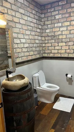 $699,999 | 807 Sewell Road, Lavonia, GA 30553