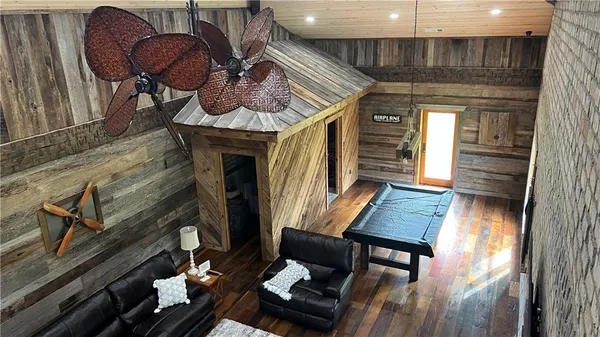 $699,999 | 807 Sewell Road, Lavonia, GA 30553