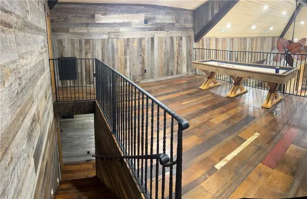 $699,999 | 807 Sewell Road, Lavonia, GA 30553