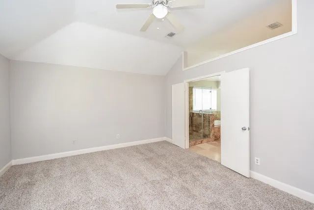 $2,400 | 3030 Great Lakes Avenue, Sugar Land, TX 77479