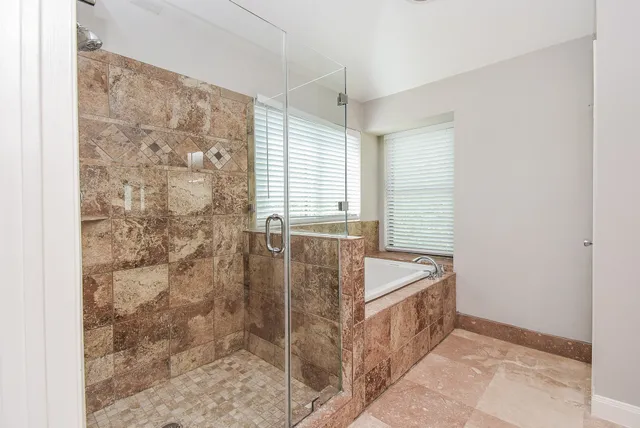 $2,400 | 3030 Great Lakes Avenue, Sugar Land, TX 77479