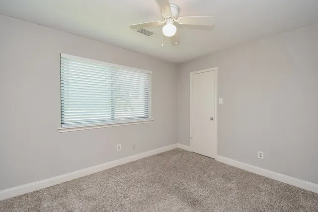 $2,400 | 3030 Great Lakes Avenue, Sugar Land, TX 77479