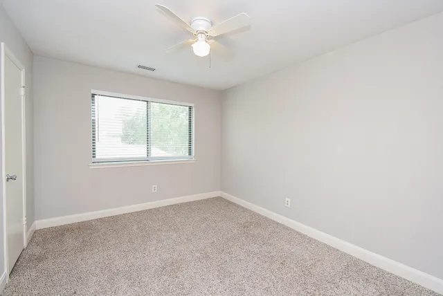 $2,400 | 3030 Great Lakes Avenue, Sugar Land, TX 77479