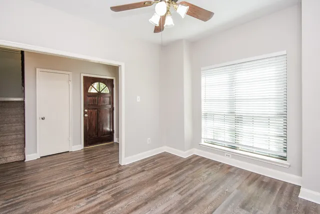 $2,400 | 3030 Great Lakes Avenue, Sugar Land, TX 77479