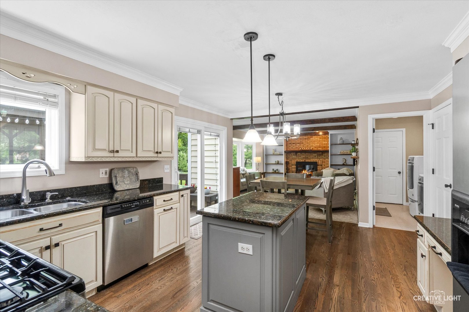 1611 Conan Doyle Road Naperville, IL 60564 - Photo 8 of 49