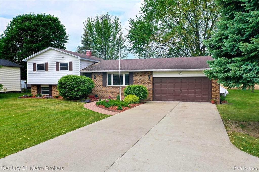 12772 Gera Road Birch Run, MI 48415 - Photo 1 of 62