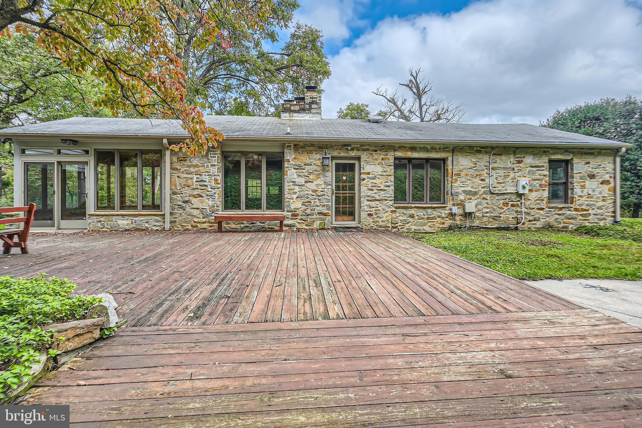 23 Greenspring Valley Road Owings Mills, MD 21117 - Photo 24 of 28 a view of a house with a garden
