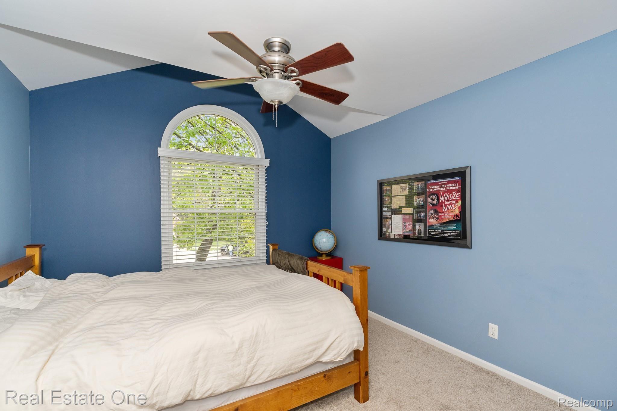 1177 Chesapeake Rochester, MI 48307 - Photo 40 of 63 Chesapeake MLS-W041.jpg