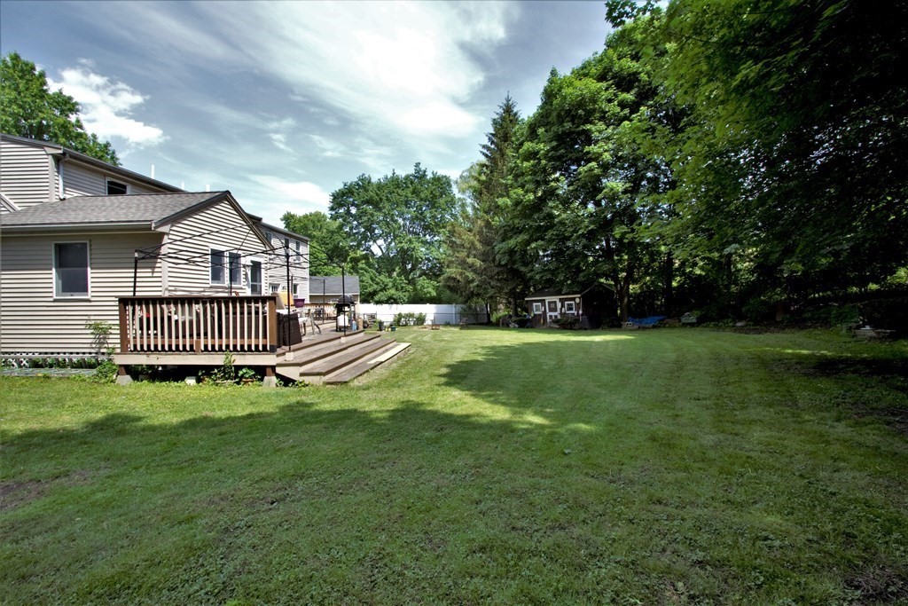 7 Reynolds Road Peabody, MA 01960 - Photo 21 of 24 Gallery Image 21