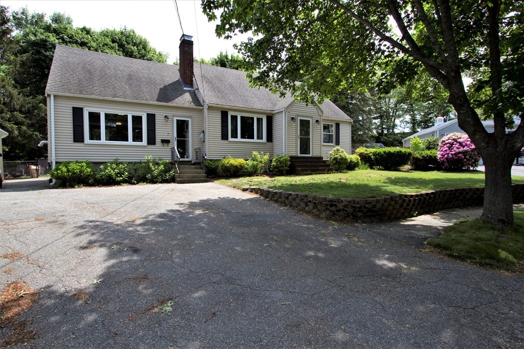 7 Reynolds Road Peabody, MA 01960 - Photo 23 of 24 Gallery Image 23
