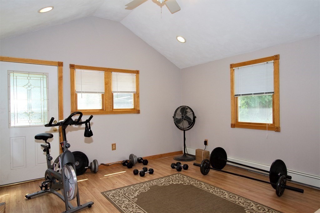 7 Reynolds Road Peabody, MA 01960 - Photo 10 of 24 Gallery Image 10