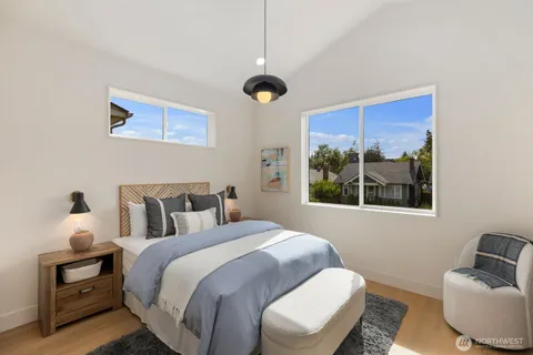 $749,950 | 3204 33rd Avenue South, Seattle, WA 98144