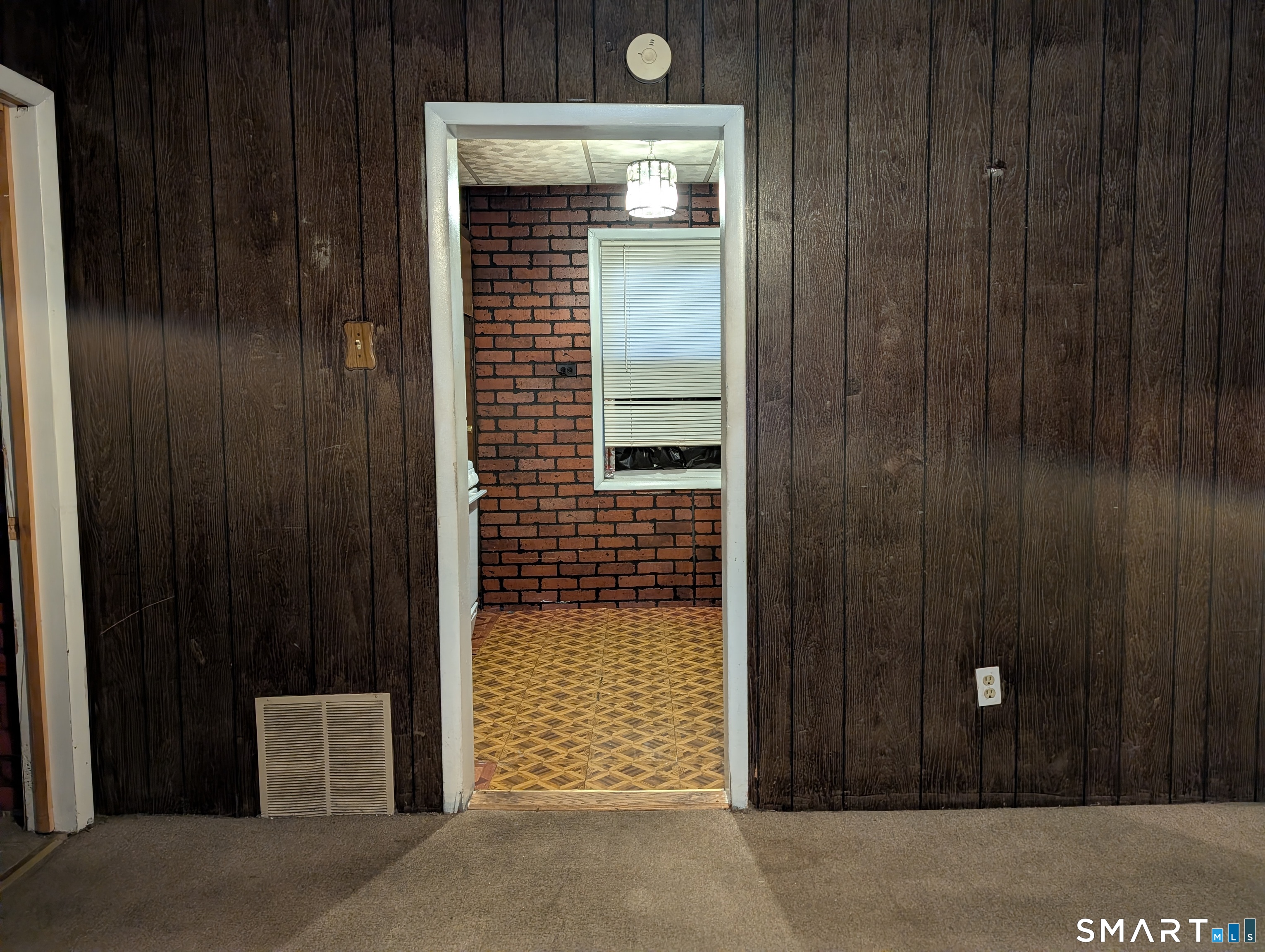 107 Colony Street Bridgeport, CT 06610 - Photo 19 of 34