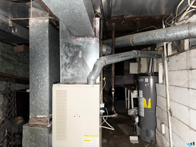 $379,000 | 107 Colony Street, Bridgeport, CT 06610