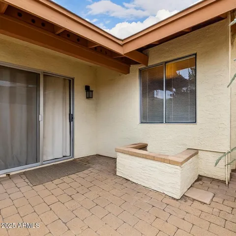 a view of a park and entertaining space