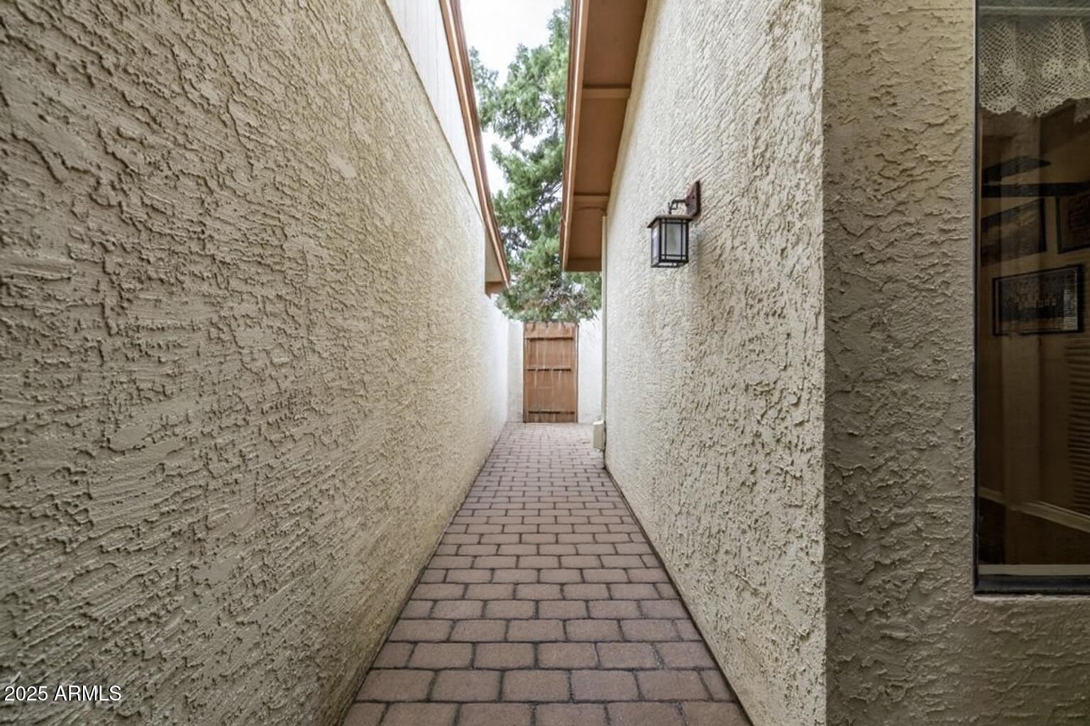 2539 West Pershing Avenue Phoenix, AZ 85029 - Photo 26 of 33 Patio