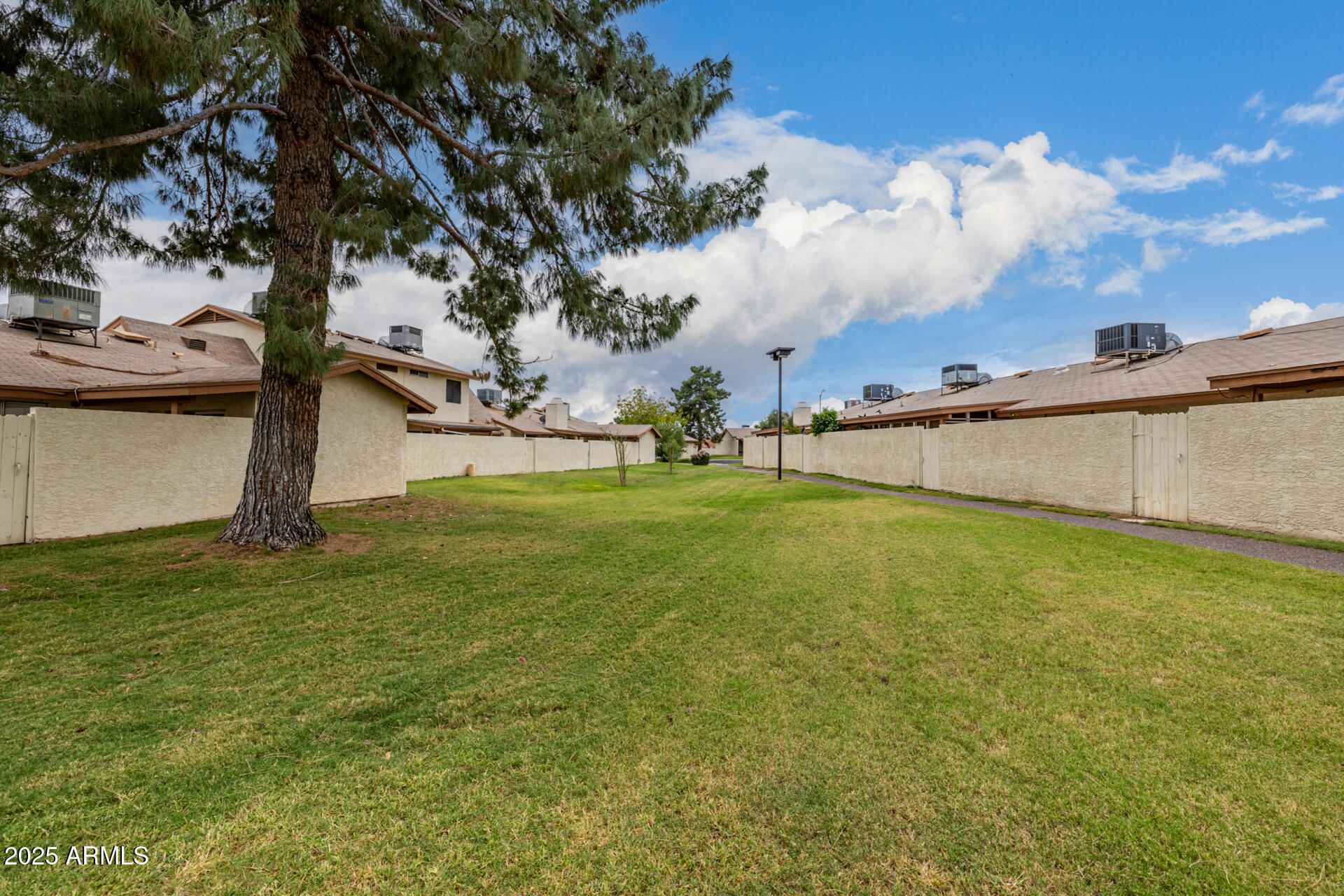2539 West Pershing Avenue Phoenix, AZ 85029 - Photo 27 of 33 32 Pershing