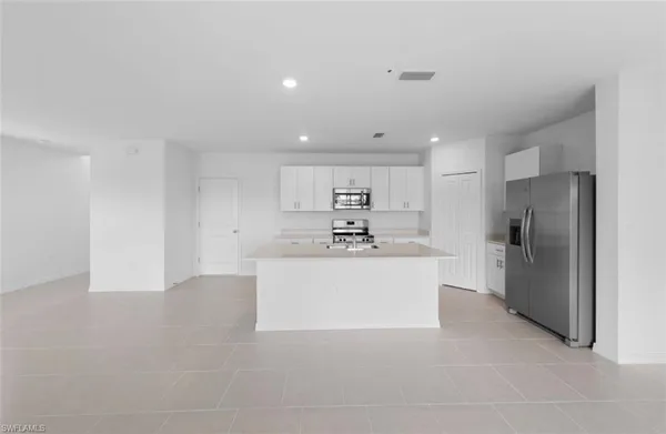 $2,200 | 4106 Lattuca Lane, North Fort Myers, FL 33917