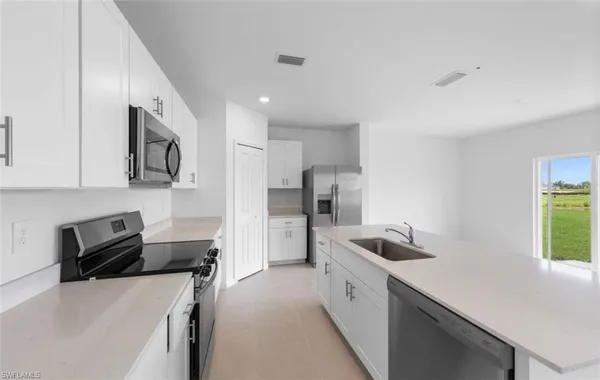 $2,200 | 4106 Lattuca Lane, North Fort Myers, FL 33917