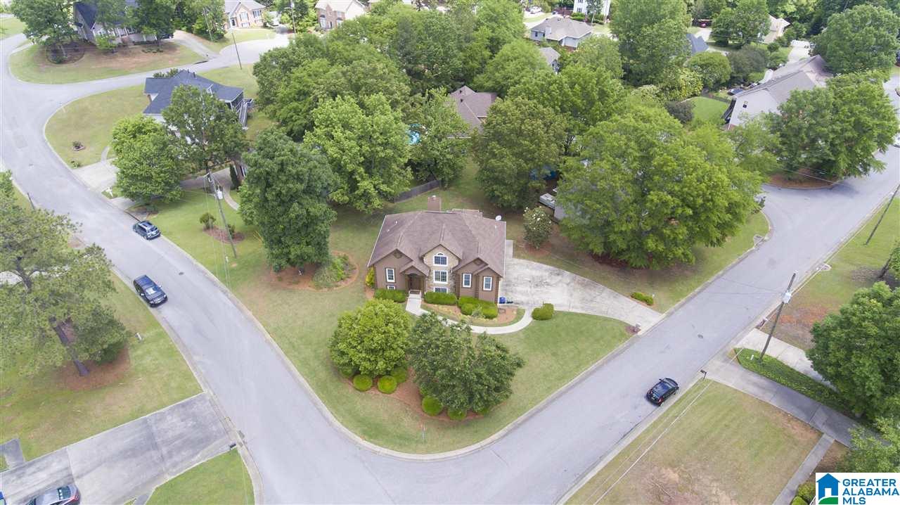 140 Kentwood Trail Alabaster, AL 35007 - Photo 4 of 37