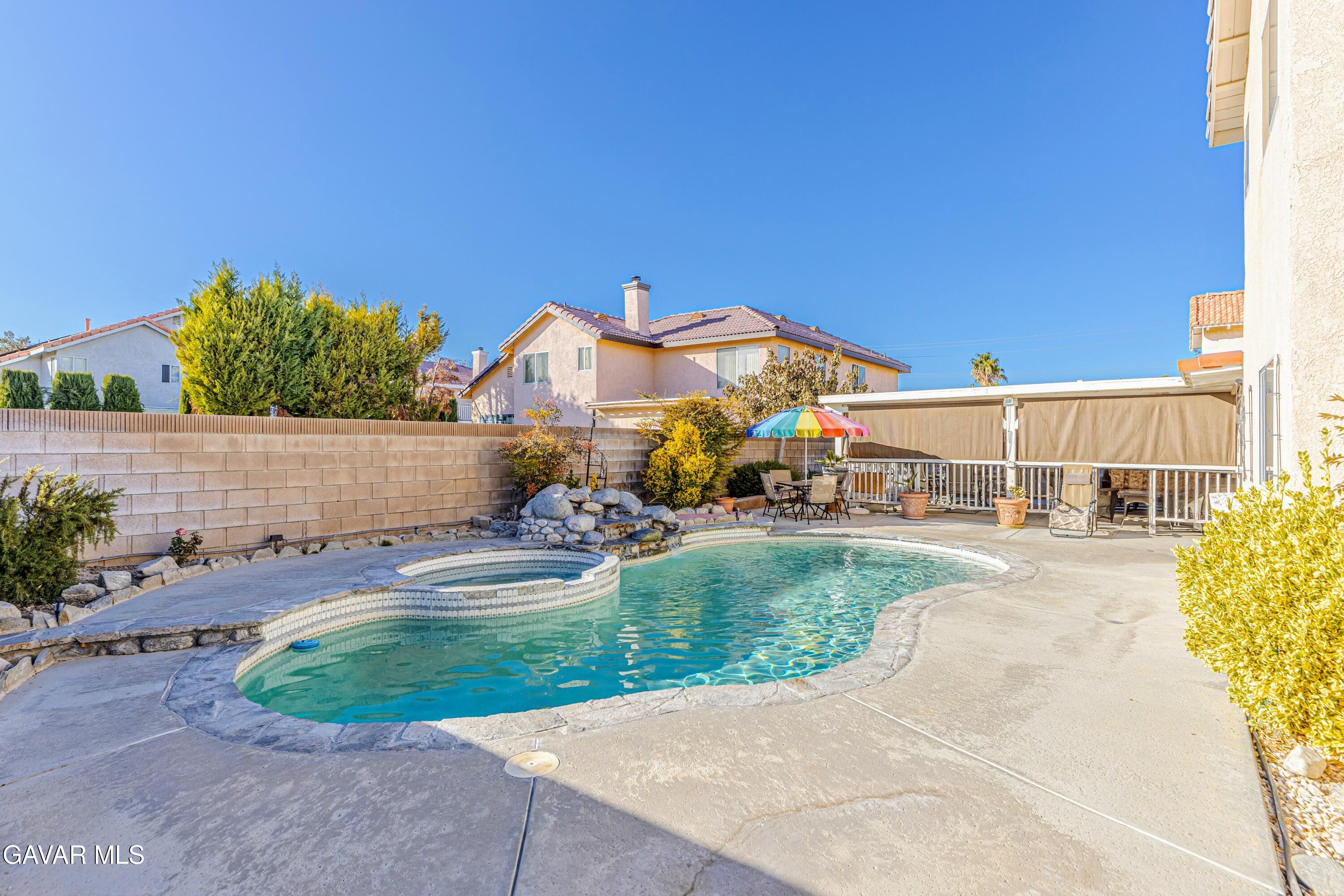 44345 Shad Street Lancaster, CA 93536 - Photo 34 of 42 Pool